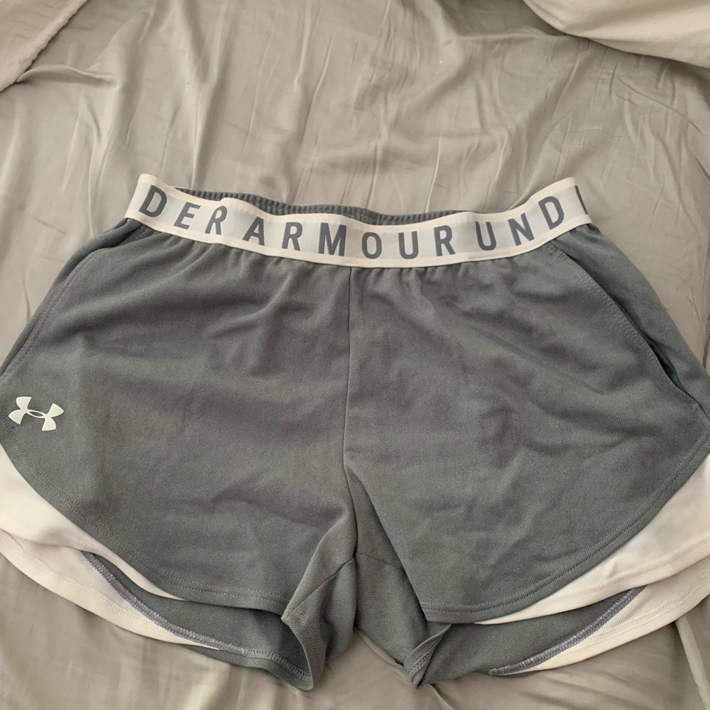 Under armor size S grey shorts